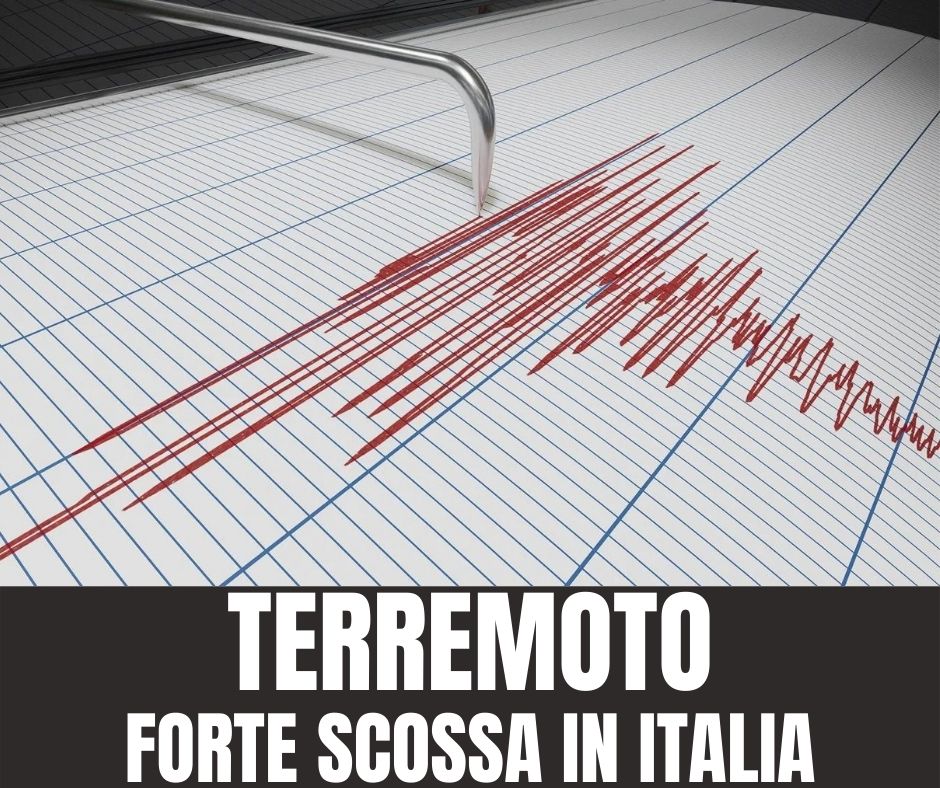 Italia Doppia Scossa Di Terremoto Panico E Gente In Strada Bazzing